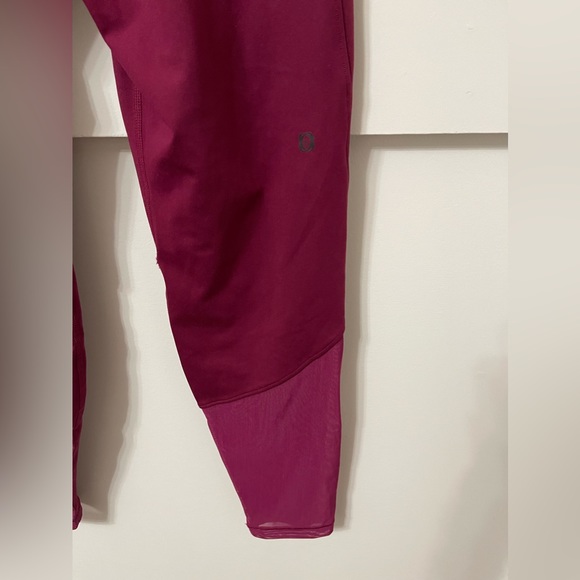 Le Ore Ruby Cranberry Red Andria Mesh Full-Length High Rise Leggings Size Small - Picture 9 of 10